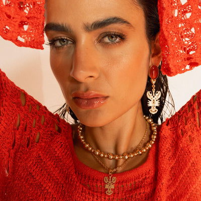 Aretes Carmesí Oro